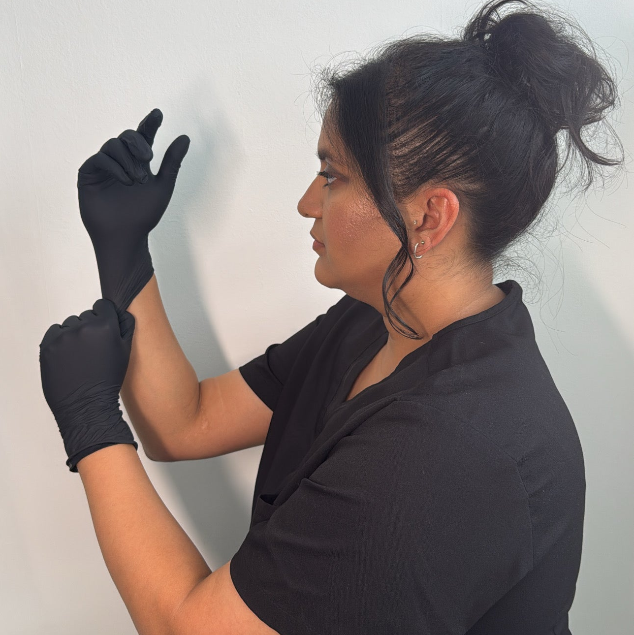 Runa Hirani, founder of HEXIE Beauty